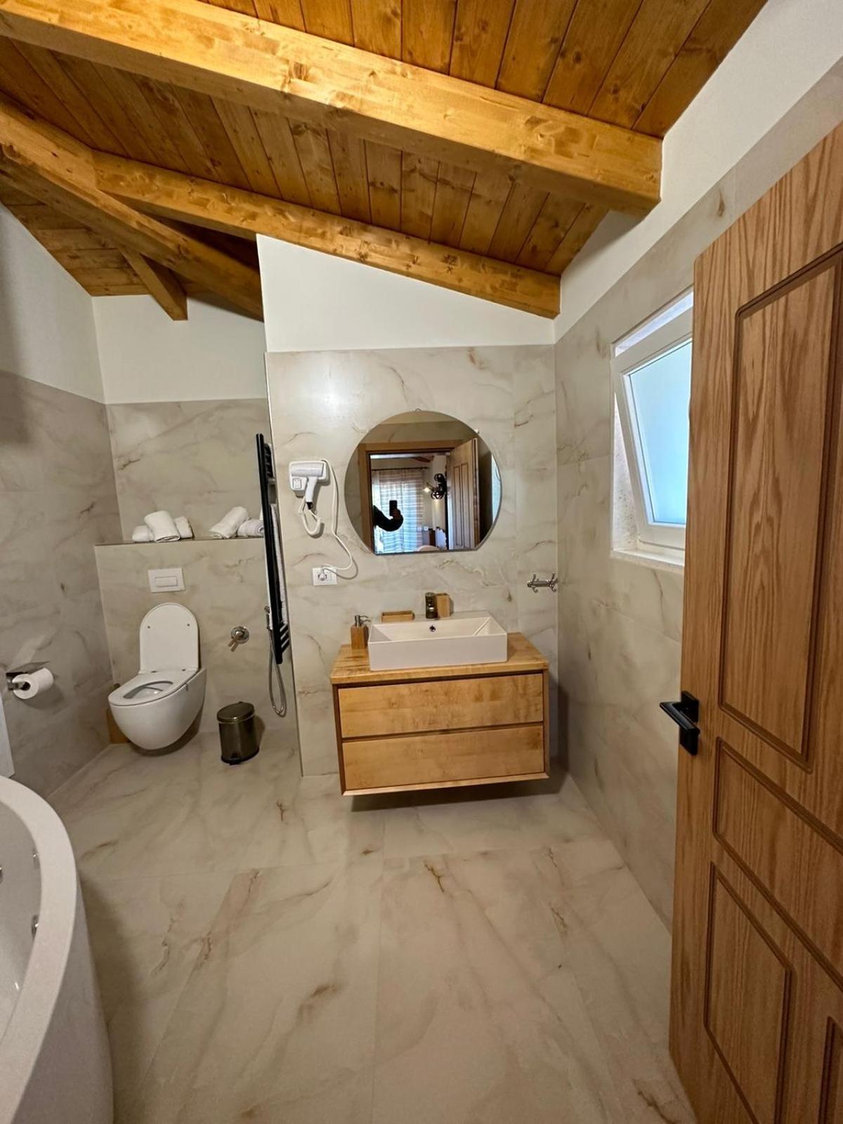 Guesthouse Marku - Mrizi I Zanave Fishte Kültér fotó